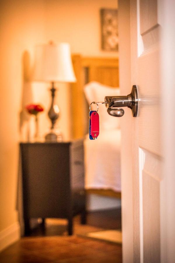 All Seasons Bed & Breakfast Kelowna Exterior foto